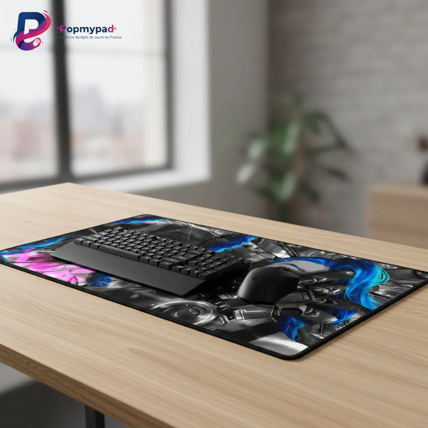 Tapis de Souris Gaming Jinx & Vi - Arcane League of Legends avec clavier noir sur bureau en bois