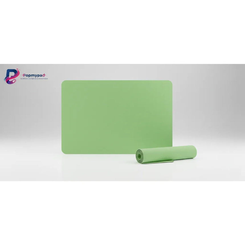 Light Pastel Green Mouse Pad - Minimalist Design & Premium Comfort