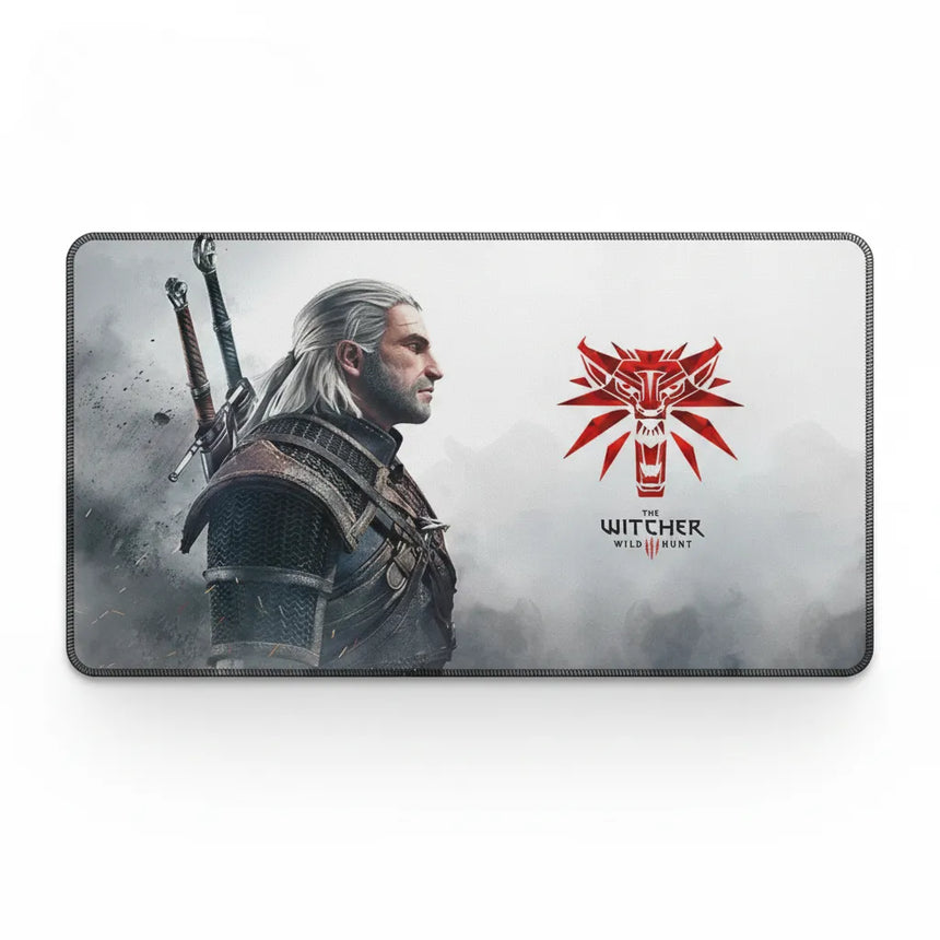 Tapis de Souris XXL The Witcher 3 - Édition "Légendes du Continent" avec Geralt et le logo Witcher.