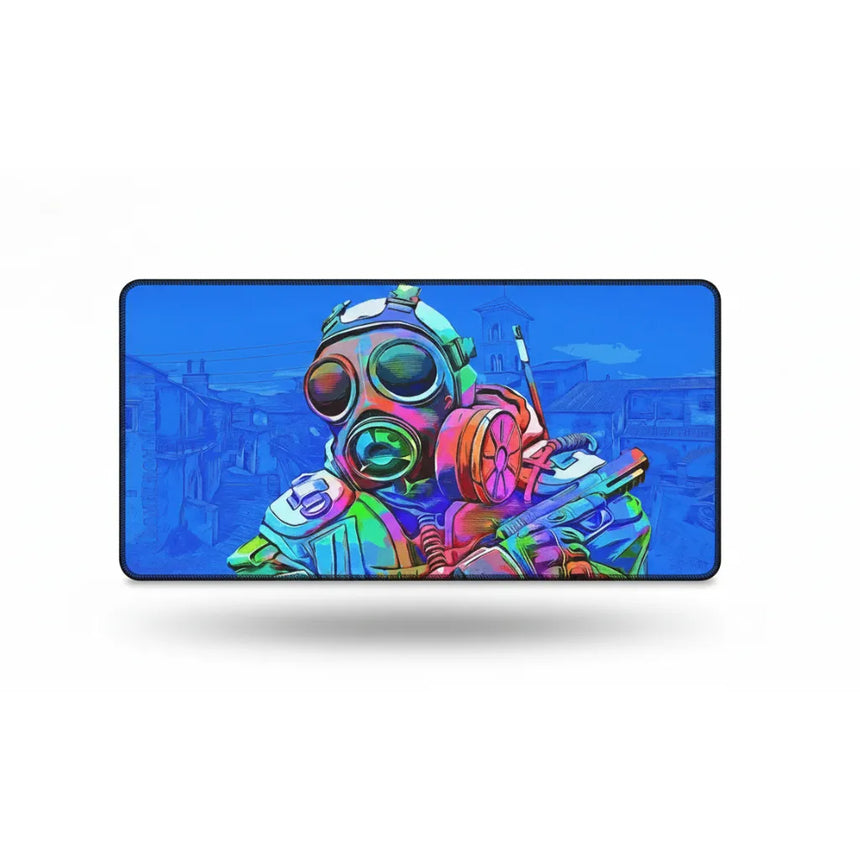 Tapis de souris Gamer CS:GO - Design Neon Operator SAS - Haute Précision avec personnage en masque à gaz.