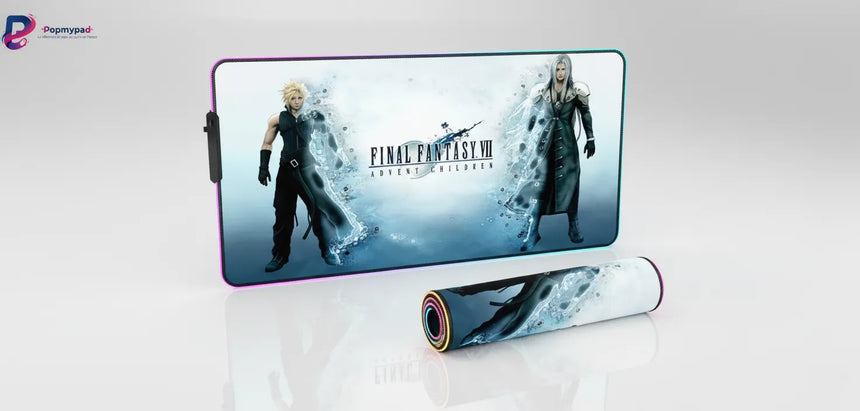 Tapis de souris Gaming Final Fantasy VII - Édition Advent Children avec Cloud et Sephiroth en arrière-plan.