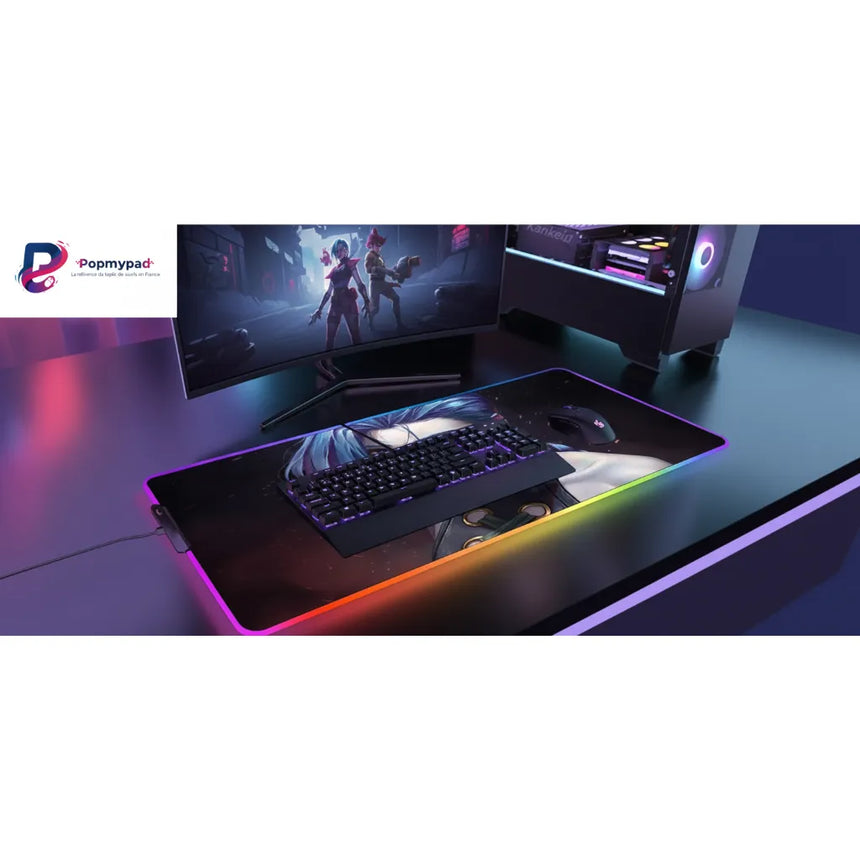 Tapis de souris Gaming RGB - League of Legends : Jinx (Édition Arcane) – Précision & Glisse Ultime avec clavier sur bureau.
