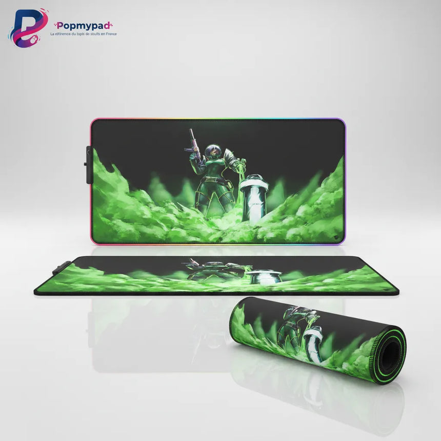 Tapis de souris Gaming RGB Valorant - Édition Viper "Toxic Pit" XXL avec design de Viper et effets de fumées toxiques.