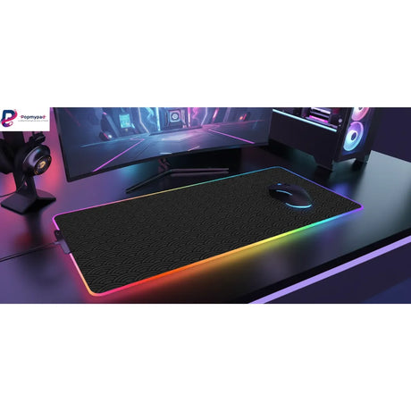 Tapis de Souris Gamer RGB - Seigaiha Edition – Précision & Style Esport sur un bureau avec éclairage LED