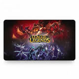 Tapis de Souris Gaming League of Legends - L'Affrontement des Champions XXL avec des champions emblématiques.