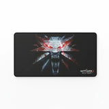 Tapis de Souris Gaming The Witcher 3 - Édition Wolf Medallion avec le médaillon de l'École du Loup en design épique.