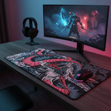 Tapis de Souris XXL Dragon Japonais - Édition Ryu Ocre & Charcoal sur un bureau avec un écran de jeu.
