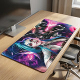 Tapis de Souris XXL Jinx - Édition Chaos Électrique | Performance Gaming sur un bureau avec design néon
