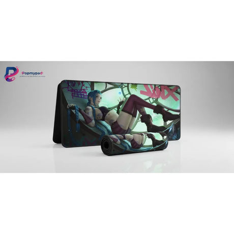 Tapis de souris Gaming Jinx League of Legends - Edition Arcane XXL avec design vibrant inspiré d'Arcane.