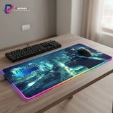 Tapis de souris Gaming RGB - Final Fantasy Edition Noctis Précision & Immersion sur un bureau avec clavier