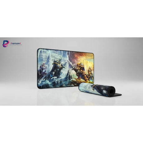 Tapis de souris Gaming XXL - World of Warcraft : Le Choc des Épées (Édition Limitée) avec illustration de combat épique.