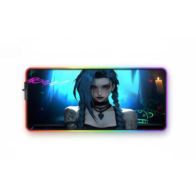 Tapis de souris RGB Jinx League of Legends - Édition Chaos Arcane XXL avec design néon et Jinx en arrière-plan.