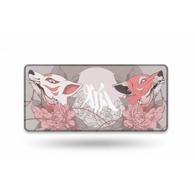Tapis de souris "Sérénité du Kitsune" – Design Japonais Zen & Minimaliste avec illustration de renards et pivoines.
