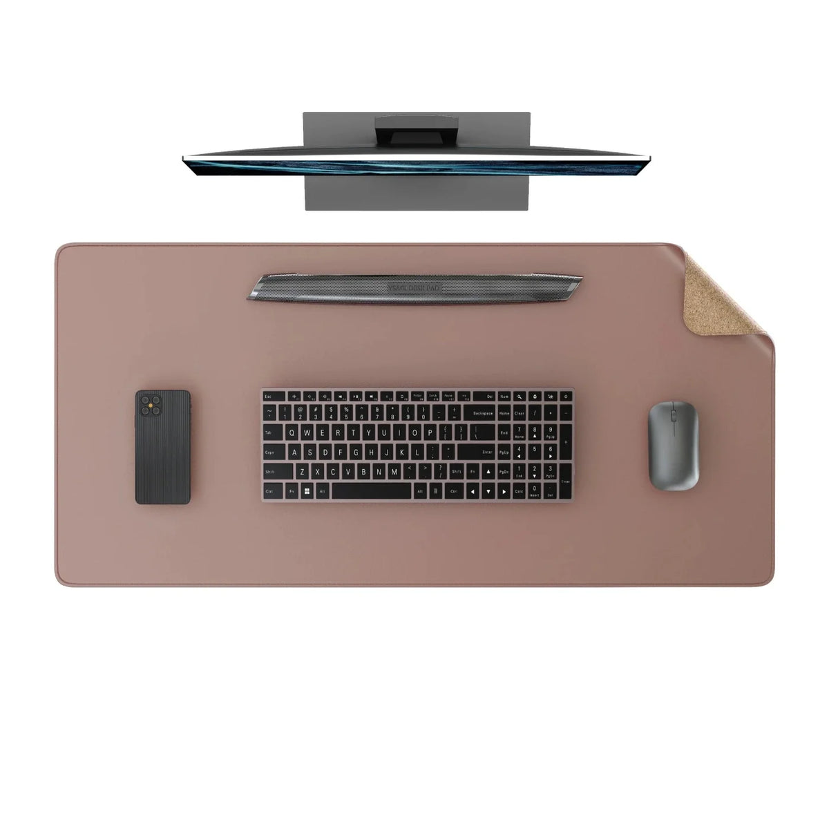 Sous-main réversible cuir et liège marron vu de dessus sur un bureau, avec clavier et souris